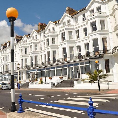 The Strand Hotel Eastbourne Bagian luar foto