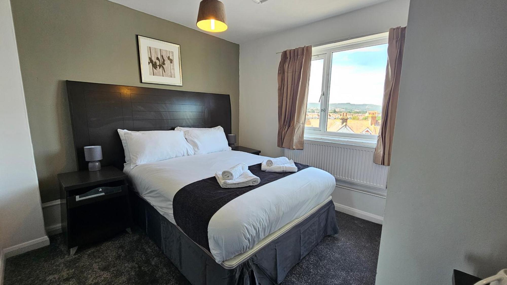 The Strand Hotel Eastbourne Bagian luar foto