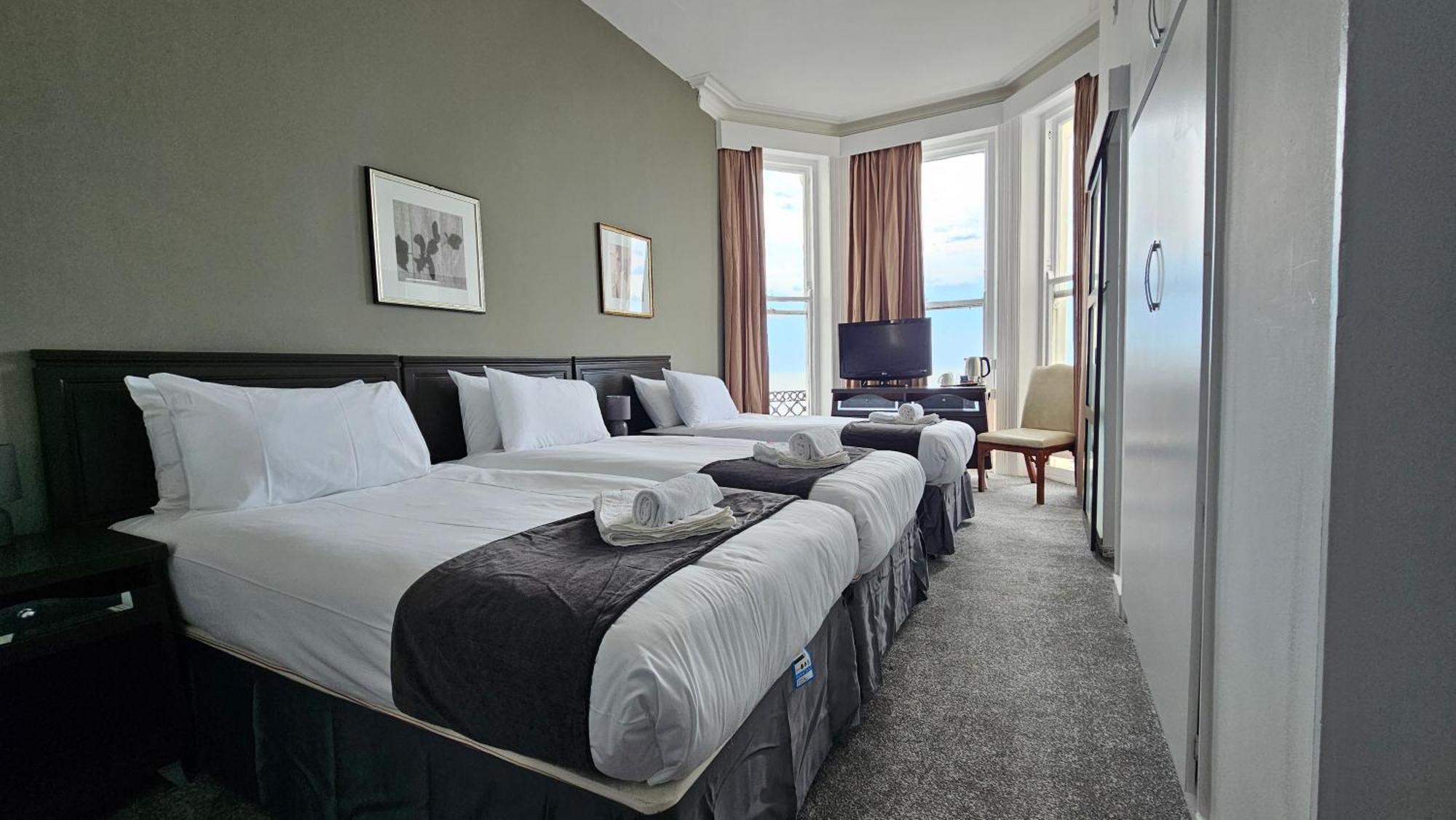 The Strand Hotel Eastbourne Bagian luar foto