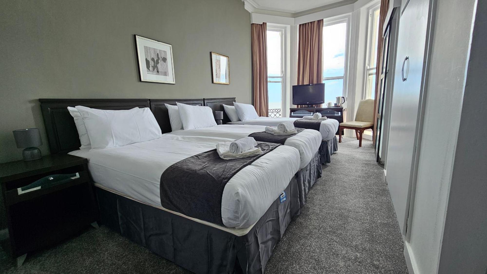 The Strand Hotel Eastbourne Bagian luar foto