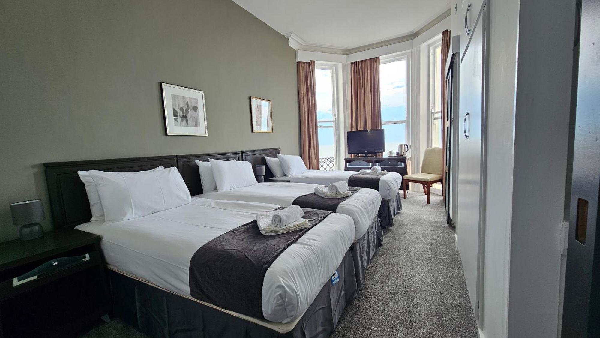 The Strand Hotel Eastbourne Bagian luar foto