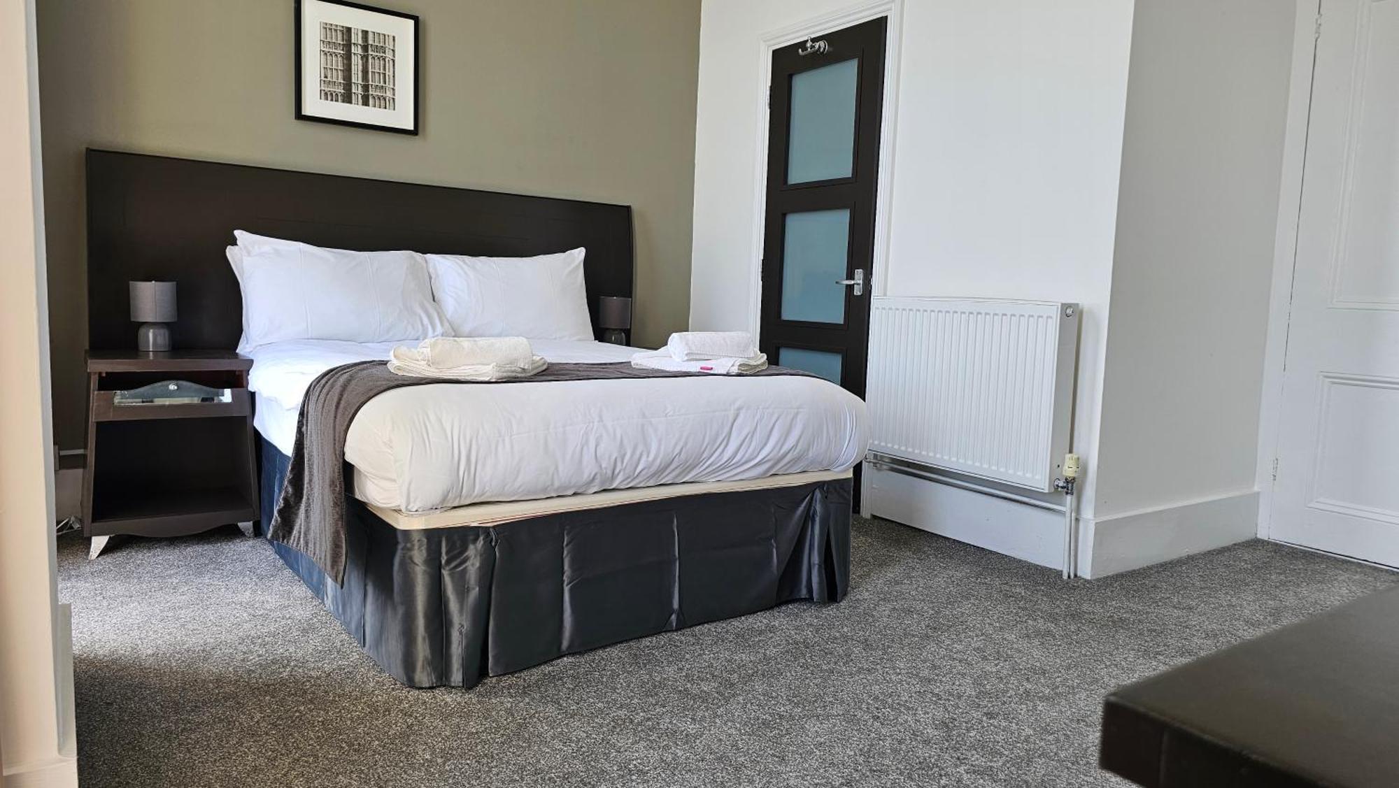 The Strand Hotel Eastbourne Bagian luar foto