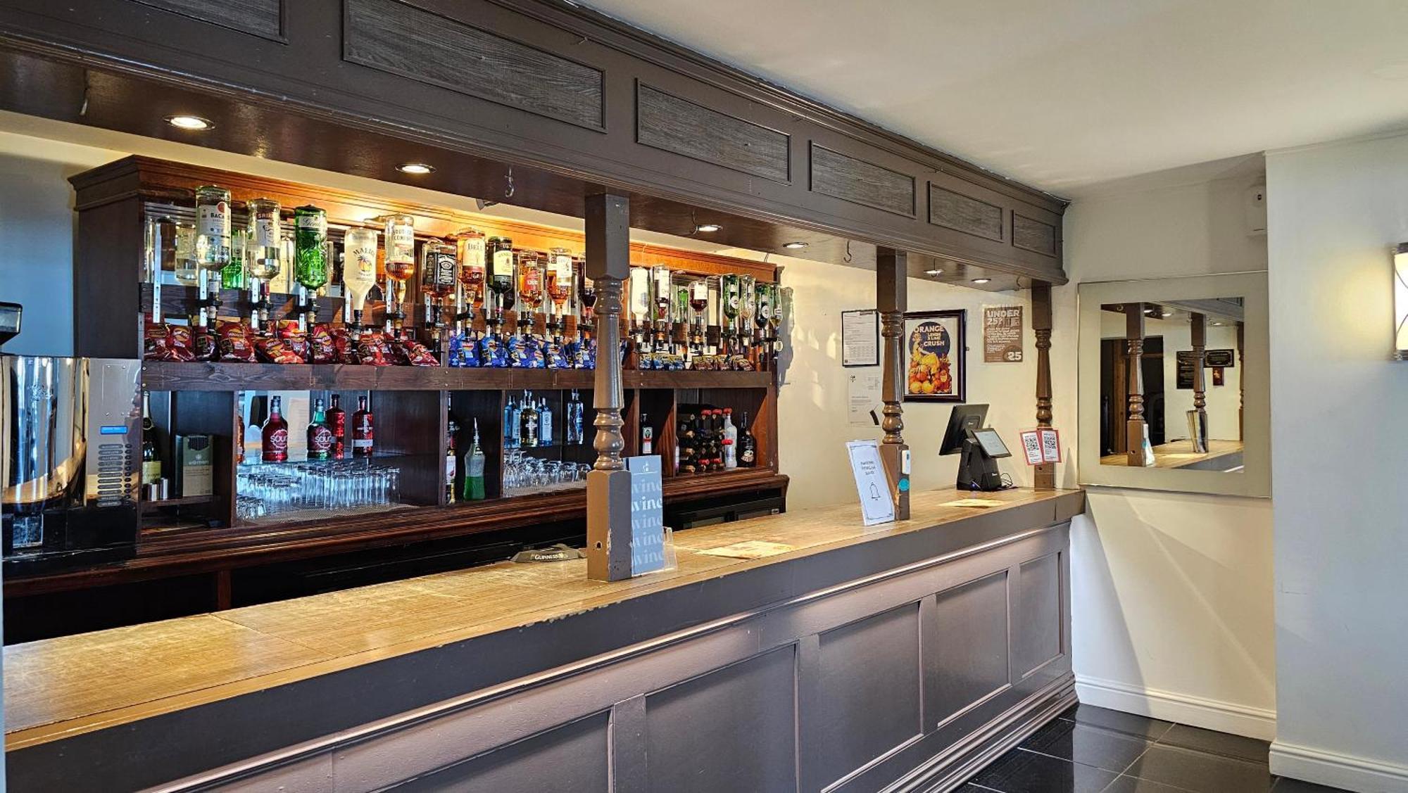 The Strand Hotel Eastbourne Bagian luar foto